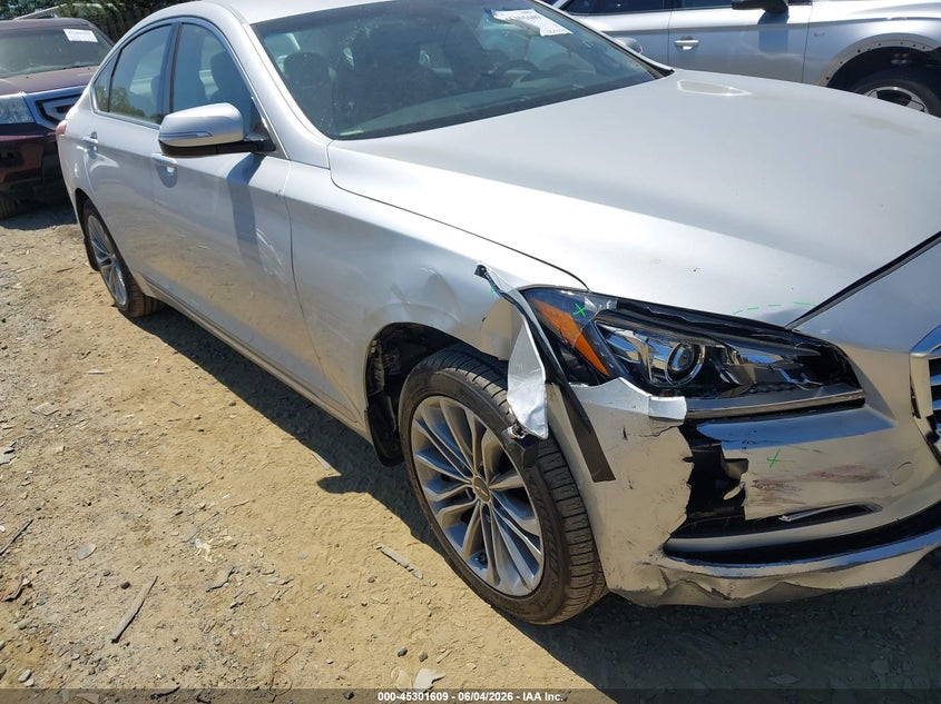 2015 Hyundai Genesis VIN KMHGN4JEXFU082091 IAAI salvage auction — RIGHT FRONT, Salvage Title, sold $2,400 on 2026-07-13 (photo 6)