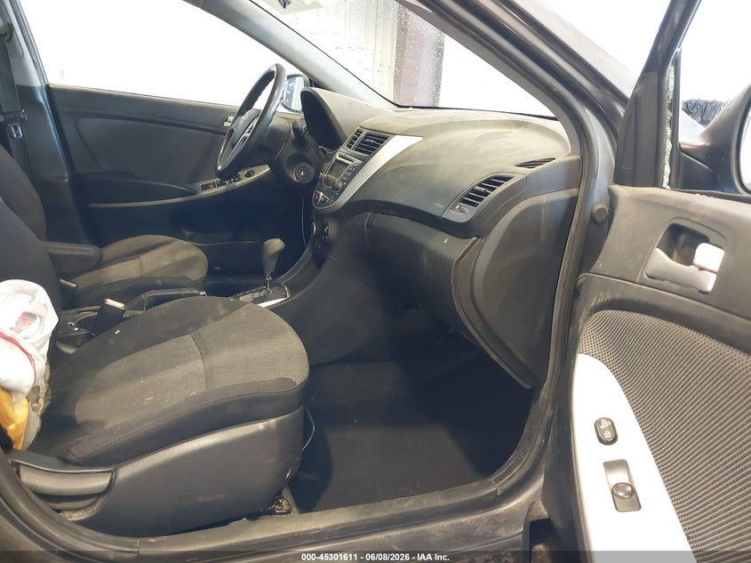 2012 Hyundai Accent VIN KMHCT5AE0CU011164 IAAI salvage auction — RIGHT SIDE, Salvage Title, sold $350 on 2026-07-13 (photo 5)