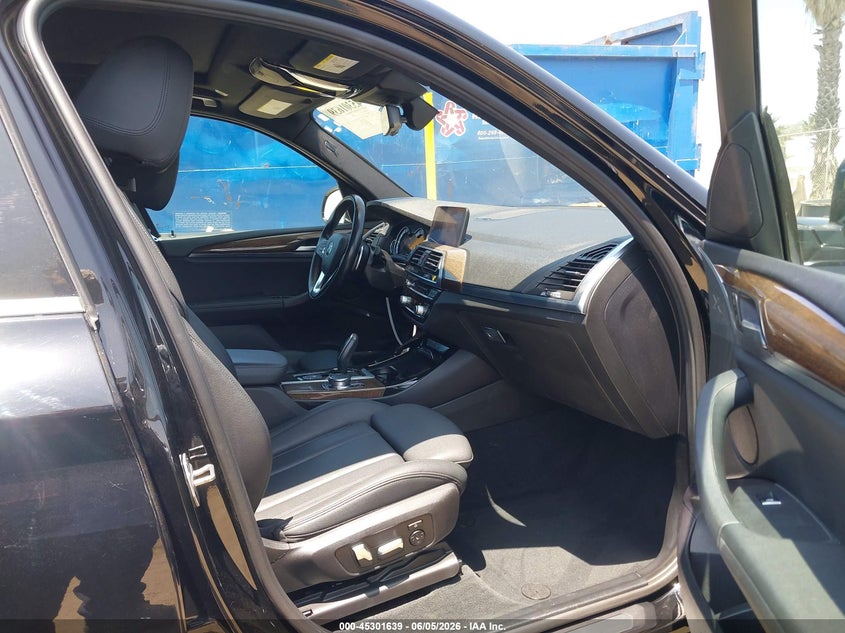 2019 BMW X3 VIN 5UXTR7C50KLF31673 IAAI salvage auction — REAR END, Salvage Title, sold $7,900 on 2026-07-22 (photo 5)