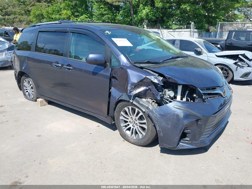 2018 Toyota Sienna VIN 5TDYZ3DC5JS939609 IAAI salvage auction — FRONT & REAR, Salvage Title, sold $3,400 on 2026-07-21 (photo 1)