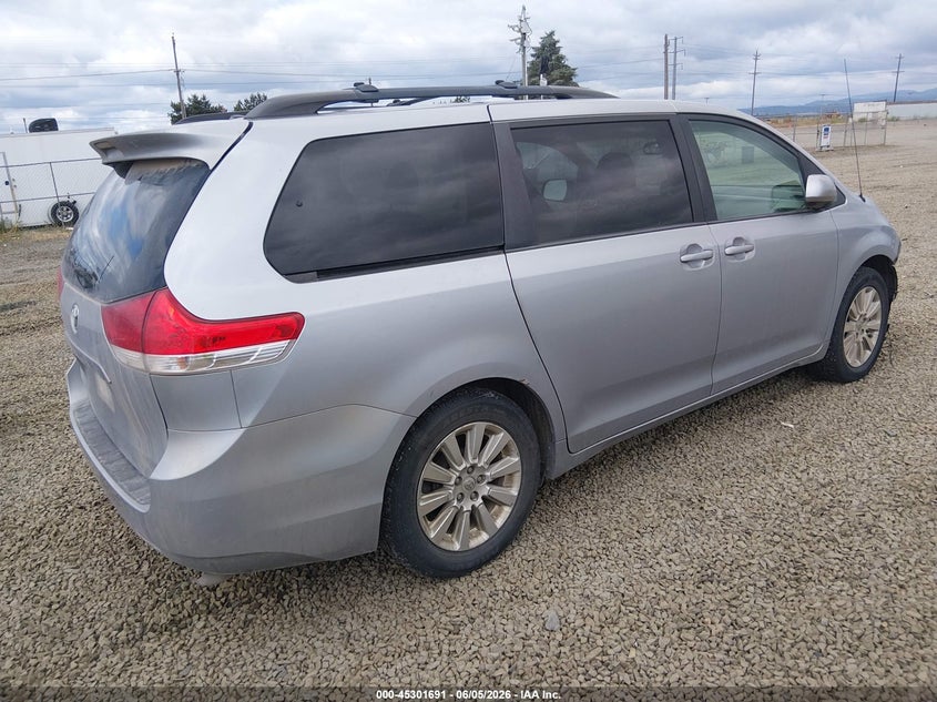 2013 Toyota Sienna VIN 5TDJK3DC8DS050524 IAAI salvage auction — FRONT END, Salvage Title, sold $125 on 2026-07-27 (photo 4)