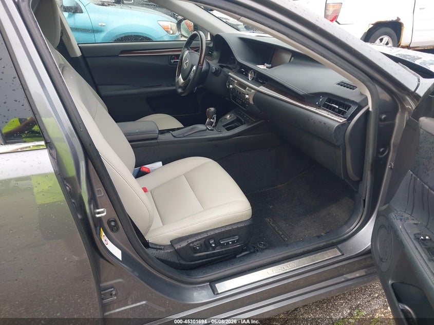 2013 Lexus ES VIN JTHBK1GG9D2017464 IAAI salvage auction — FRONT END, Salvage Title, sold $2,550 on 2026-07-20 (photo 5)