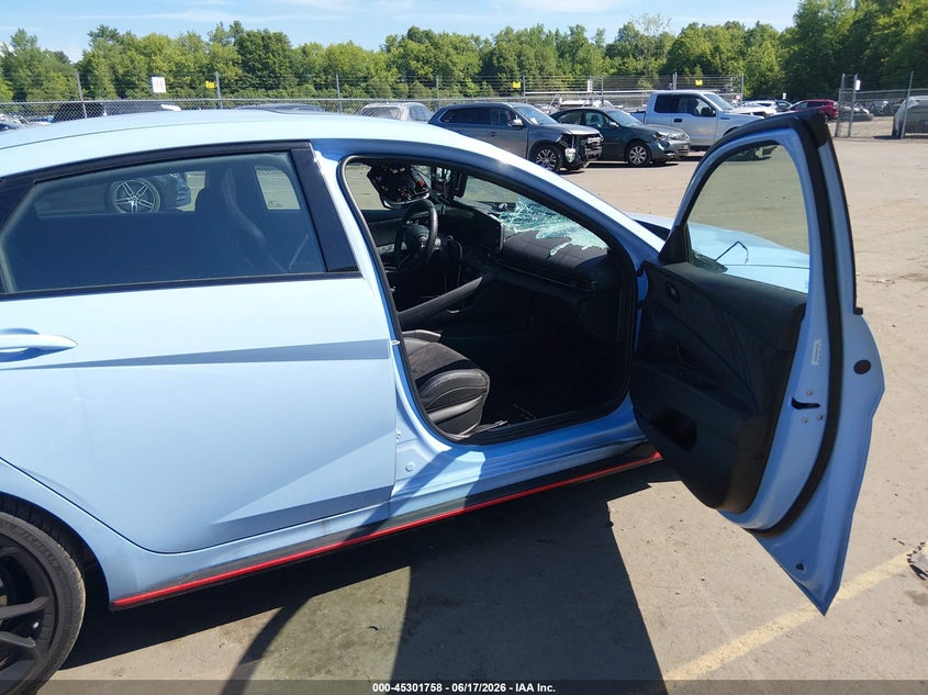 2025 Hyundai Elantra n VIN KMHLW4DKXSU035439 IAAI salvage auction — ROOF, Wait Title, sold $11,000 on 2026-08-16 (photo 5)