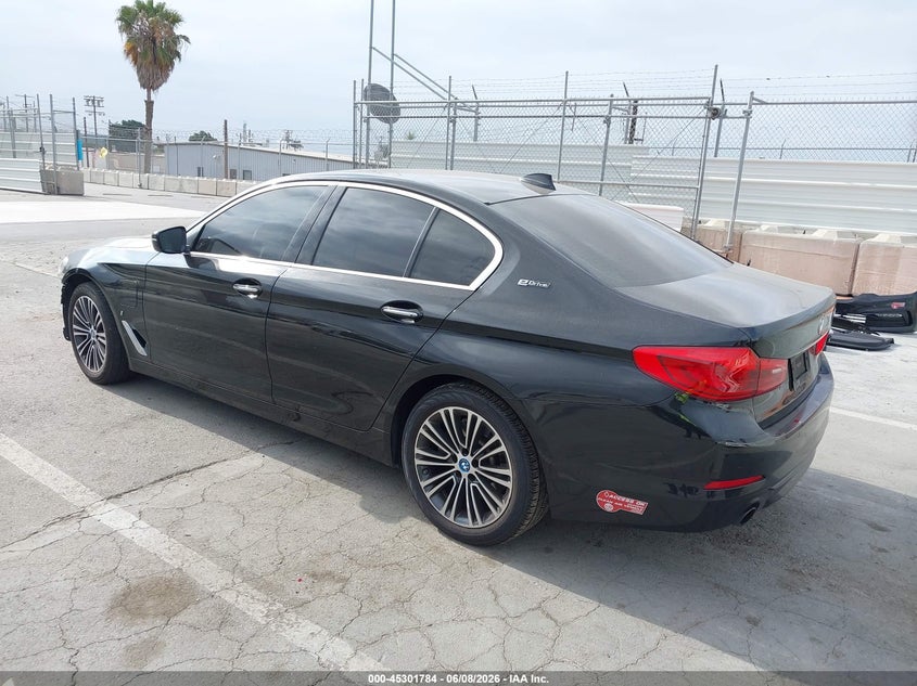 2018 BMW 5er VIN WBAJA9C54JB252821 IAAI salvage auction — FRONT END, Salvage Title, sold $6,250 on 2026-07-15 (photo 3)