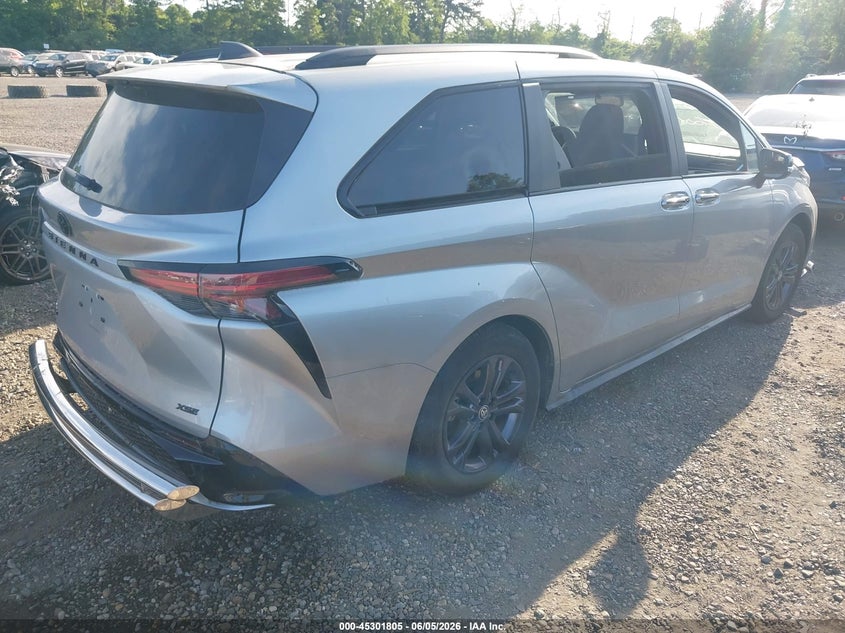 2025 Toyota Sienna VIN 5TDCSKFC5SS197882 IAAI salvage auction — WATER/FLOOD, Salvage Title, sold $22,500 on 2026-07-28 (photo 4)