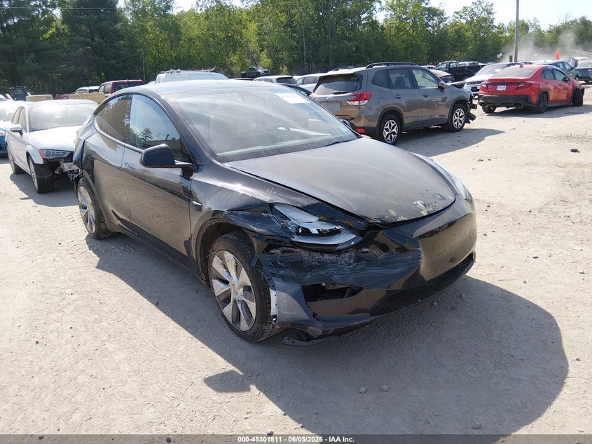 2021 Tesla Model y VIN 5YJYGDEE6MF131662 IAAI salvage auction — FRONT END, Salvage Title, sold $7,500 on 2026-08-01 (photo 1)