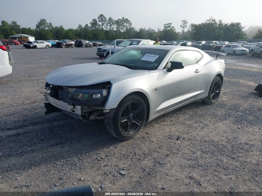 2017 Chevrolet Camaro VIN 1G1FB1RS9H0110175 IAAI salvage auction — FRONT END, Salvage Title, sold $2,600 on 2026-07-05 (photo 2)