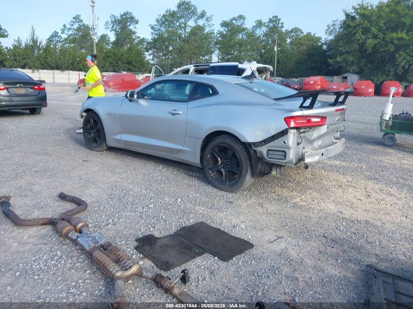2017 Chevrolet Camaro VIN 1G1FB1RS9H0110175 IAAI salvage auction — FRONT END, Salvage Title, sold $2,600 on 2026-07-05 (photo 3)