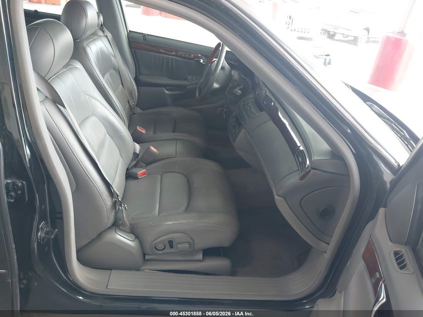2001 Cadillac De ville VIN 1G6KE54Y91U252950 IAAI salvage auction — NORMAL WEAR, Clear (New York), sold $450 on 2026-07-08 (photo 5)