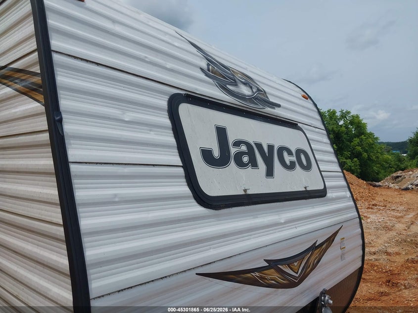 2019 Jayco Other VIN 1UJBJ0AJXJ17B0383 IAAI salvage auction — HAIL, Salvage (Missouri), sold $3,150 on 2026-07-29 (photo 6)