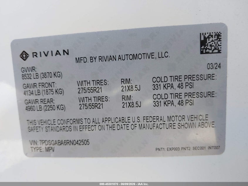 2024 Rivian R1s VIN 7PDSGABA6RN042505 IAAI salvage auction — LEFT FRONT, Salvage Title, sold $16,450 on 2026-08-12 (photo 9)