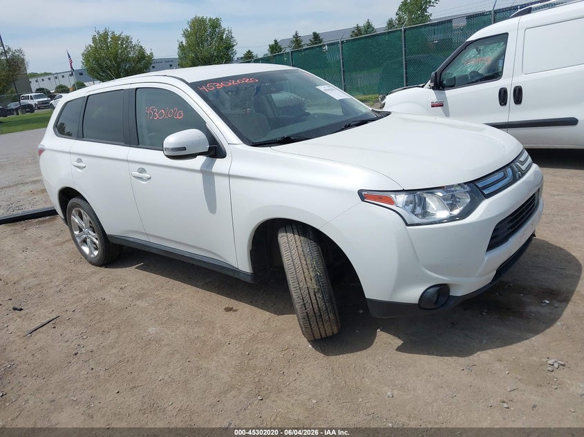 2014 Mitsubishi Outlander VIN JA4AZ3A37EZ015693 IAAI salvage auction — LEFT SIDE, Salvage Title, sold $475 on 2026-07-21 (photo 1)