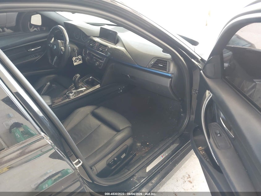 2014 BMW 3er VIN WBA3A9C55EF479362 IAAI salvage auction — LEFT REAR, Salvage Title, sold $3,100 on 2026-07-15 (photo 5)