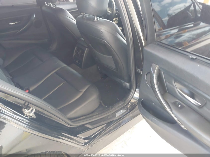 2014 BMW 3er VIN WBA3A9C55EF479362 IAAI salvage auction — LEFT REAR, Salvage Title, sold $3,100 on 2026-07-15 (photo 8)