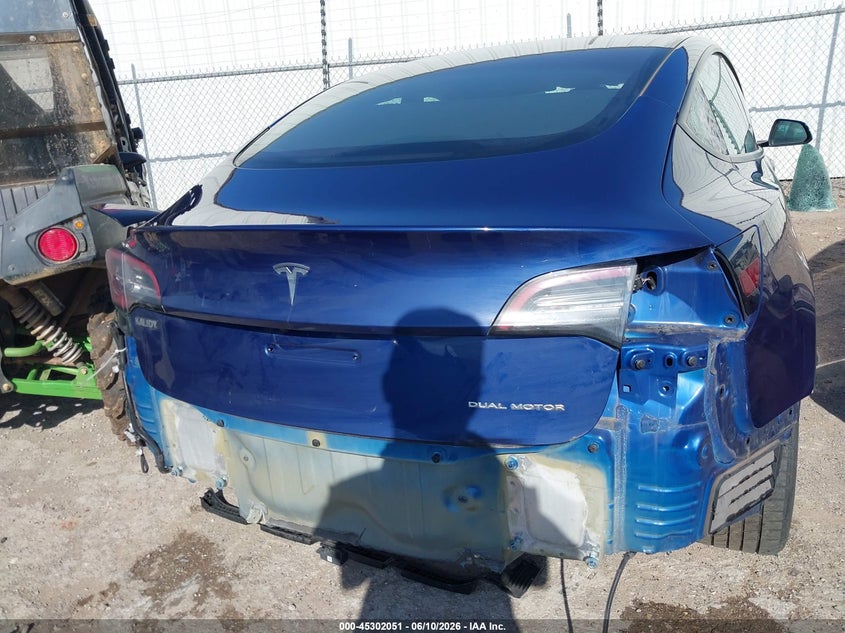 2022 Tesla Model 3 VIN 5YJ3E1EB3NF290435 IAAI salvage auction — FRONT & REAR, Clear (Oklahoma), sold $5,300 on 2026-08-01 (photo 6)
