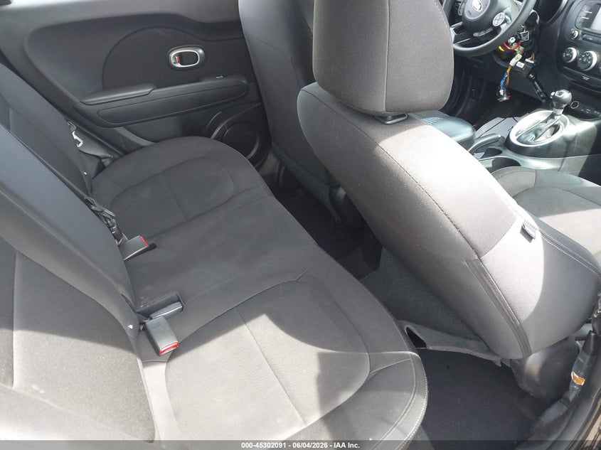 2019 Kia Soul VIN KNDJN2A2XK7917541 IAAI salvage auction — LEFT SIDE, Salvage Title, sold $75 on 2026-07-28 (photo 8)