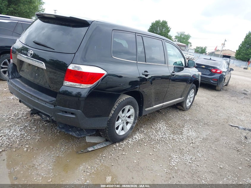 2013 Toyota Highlander VIN 5TDZK3EH9DS128970 IAAI salvage auction — REAR END, Salvage (Illinois), sold $3,150 on 2026-07-21 (photo 4)