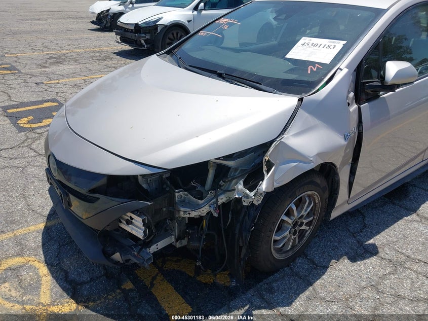 2017 Toyota Prius VIN JTDKARFP6H3003171 IAAI salvage auction — LEFT FRONT, Salvage (California), sold $4,950 on 2026-07-28 (photo 6)