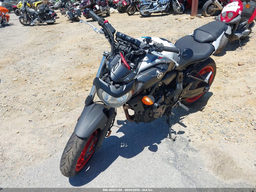 2020 Yamaha Mt VIN JYARM27E3LA005972 IAAI salvage auction — FRONT END, Salvage Title, sold $2,700 on 2026-07-15 (photo 2)