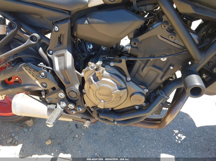 2020 Yamaha Mt VIN JYARM27E3LA005972 IAAI salvage auction — FRONT END, Salvage Title, sold $2,700 on 2026-07-15 (photo 8)