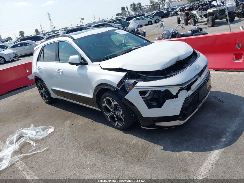 2024 Kia Niro VIN KNDCR3LE0R5137953 — IAAI salvage auction photo