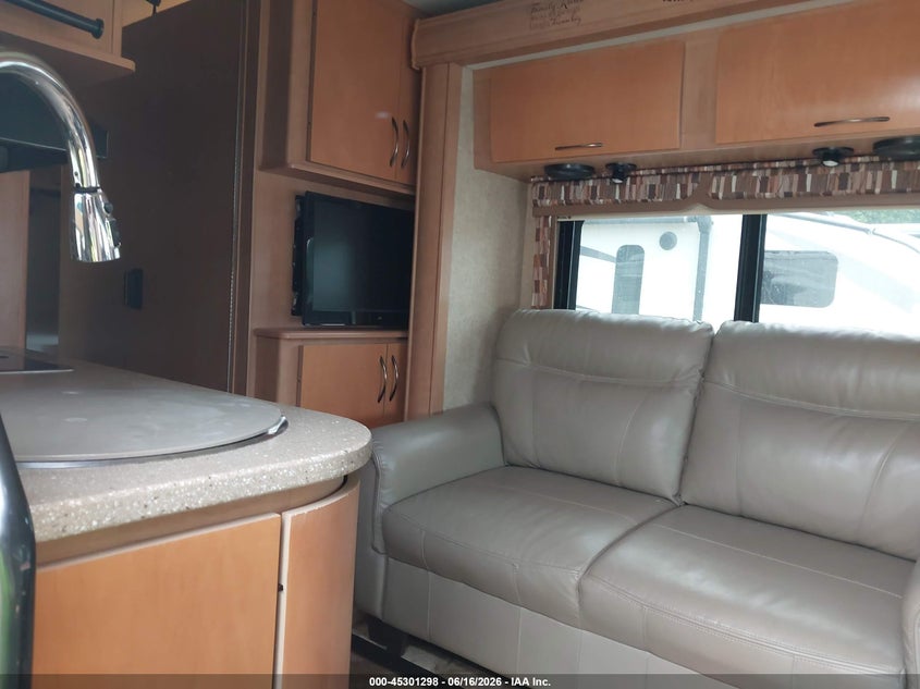 2015 Mercedes-benz Sprinter VIN WDAPF4CC0F9601619 IAAI salvage auction — EXTERIOR BURN, Clear (Tennessee), sold $11,100 on 2026-07-08 (photo 7)