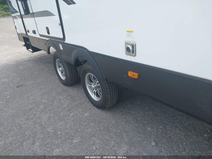 2023 Forest river Northern spirit travel trailer VIN 5ZT2SBVB3PS044841 IAAI salvage auction — BIOHAZARD/CHEMICAL, Rebuildable (Florida), sold $9,000 on 2026-07-14 (photo 7)