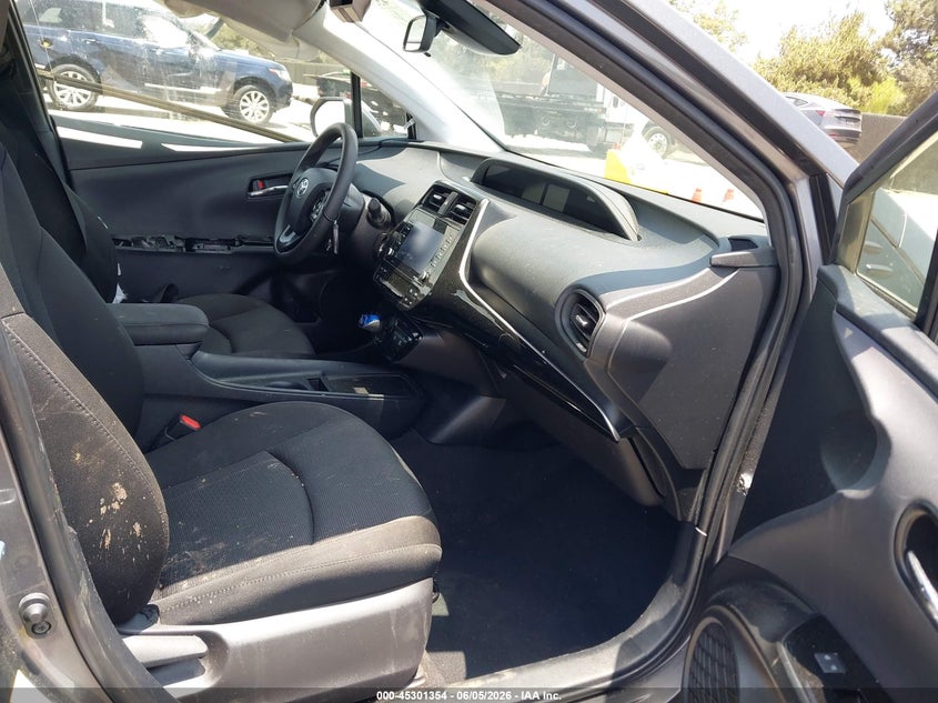 2022 Toyota Prius VIN JTDKAMFU4N3180483 IAAI salvage auction — SIDE, Salvage Title, sold $8,700 on 2026-07-20 (photo 5)