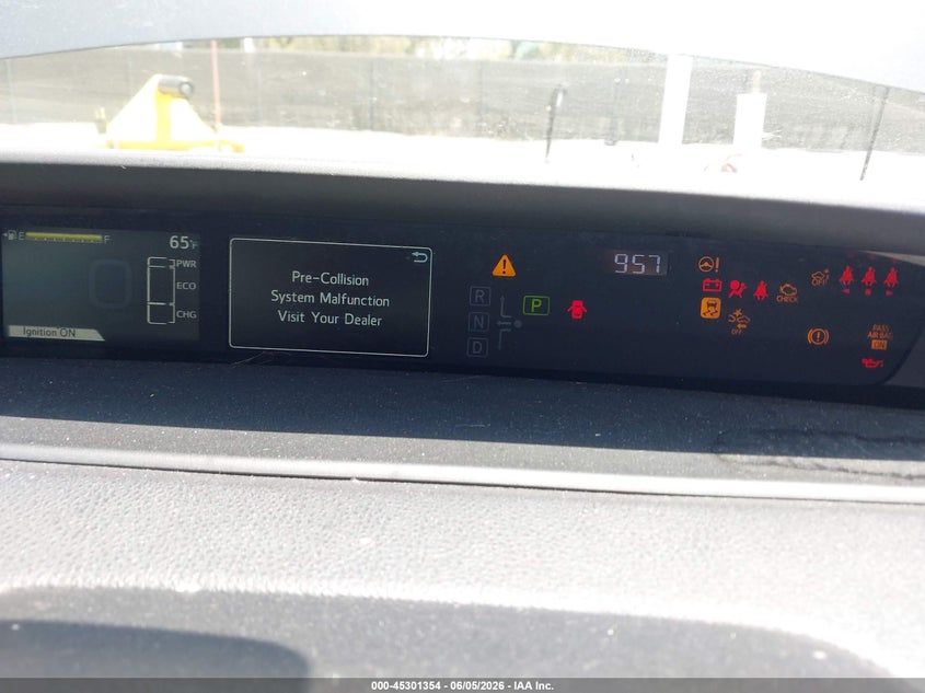 2022 Toyota Prius VIN JTDKAMFU4N3180483 IAAI salvage auction — SIDE, Salvage Title, sold $8,700 on 2026-07-20 (photo 7)