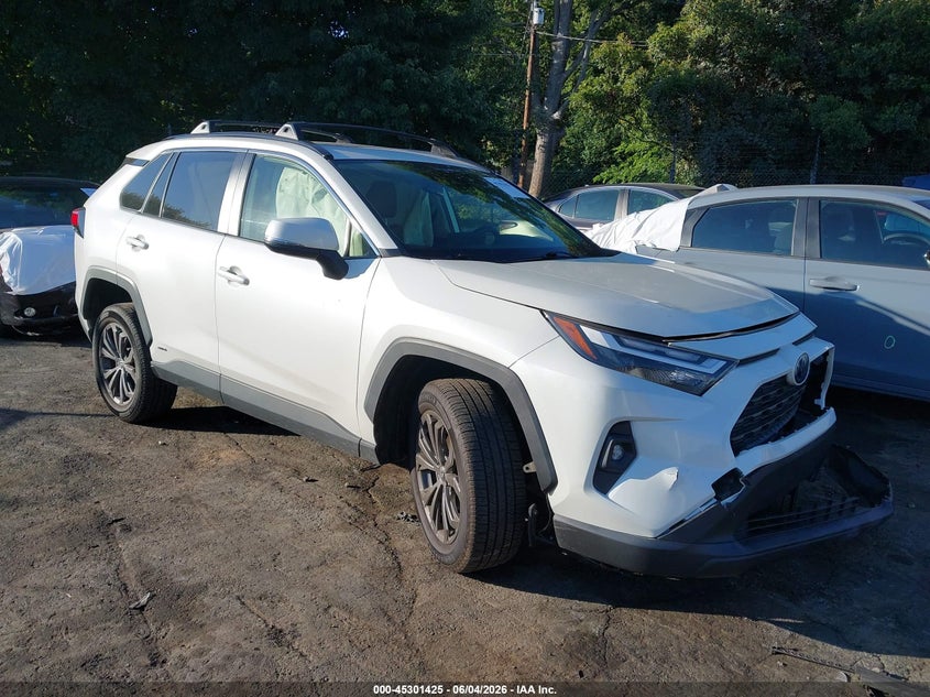 2022 Toyota Rav 4 VIN JTMB6RFV4ND519776 IAAI salvage auction — LEFT FRONT, Salvage Title, sold $12,100 on 2026-07-09 (photo 1)