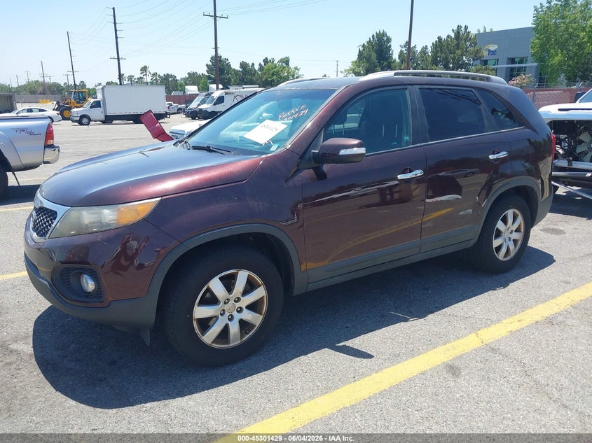 2011 Kia Sorento VIN 5XYKT4A15BG105225 IAAI salvage auction — NORMAL WEAR, Clear - Dealer Only (California), sold $950 on 2026-07-14 (photo 2)