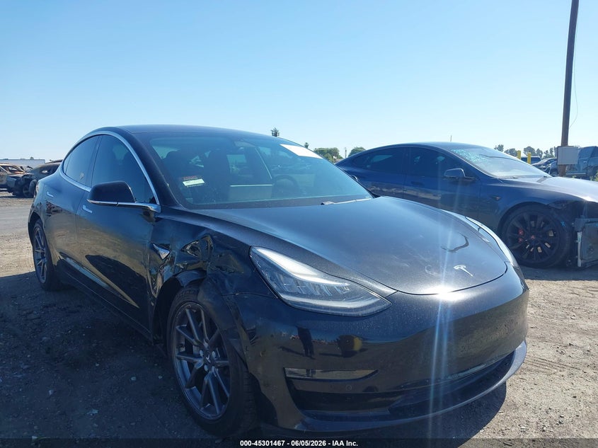 2018 Tesla Model 3 VIN 5YJ3E1EA6JF171635 IAAI salvage auction — RIGHT SIDE, Salvage Title, sold $2,850 on 2026-07-23 (photo 1)