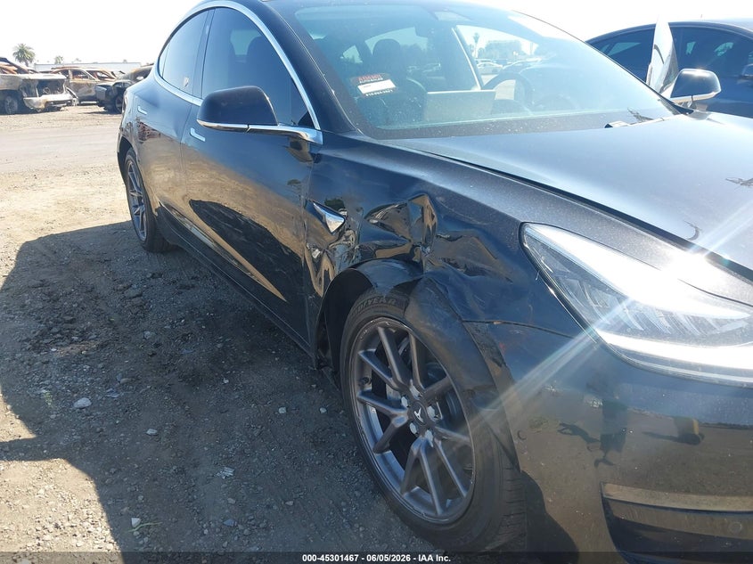 2018 Tesla Model 3 VIN 5YJ3E1EA6JF171635 IAAI salvage auction — RIGHT SIDE, Salvage Title, sold $2,850 on 2026-07-23 (photo 6)