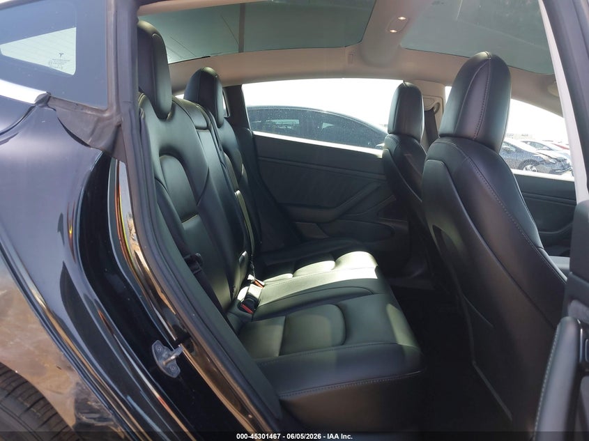 2018 Tesla Model 3 VIN 5YJ3E1EA6JF171635 IAAI salvage auction — RIGHT SIDE, Salvage Title, sold $2,850 on 2026-07-23 (photo 8)
