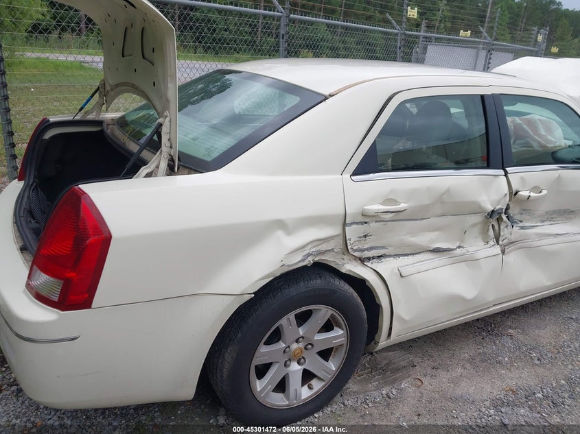 2006 Chrysler 300 VIN 2C3KA53G26H463813 IAAI salvage auction — FRONT END, Salvage (Mississippi), sold $250 on 2026-07-10 (photo 6)