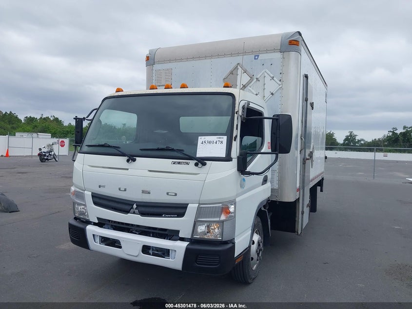 2012 Mitsubishi fuso truck Fe VIN JL6CRE1A1CK003125 IAAI salvage auction — NORMAL WEAR, Clear (Florida), sold $125 on 2026-07-07 (photo 2)