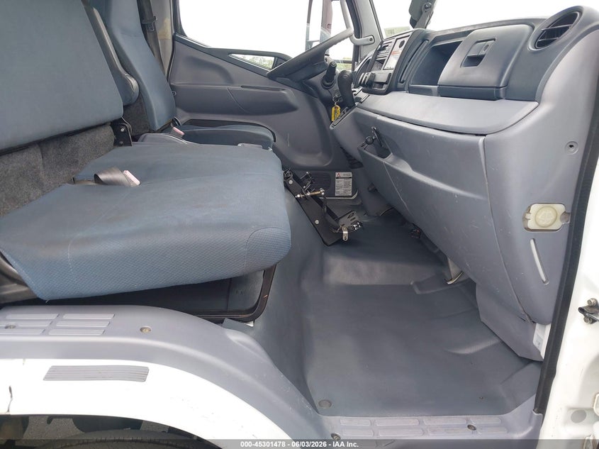 2012 Mitsubishi fuso truck Fe VIN JL6CRE1A1CK003125 IAAI salvage auction — NORMAL WEAR, Clear (Florida), sold $125 on 2026-07-07 (photo 6)