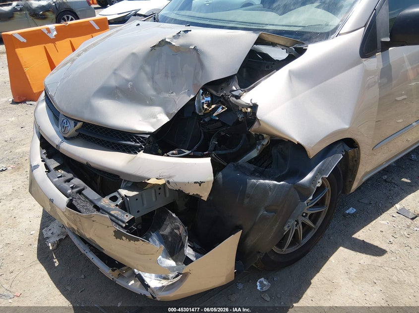 2005 Toyota Sienna VIN 5TDZA23C65S379760 IAAI salvage auction — FRONT END, Rebuildable (Florida), sold $575 on 2026-07-09 (photo 6)