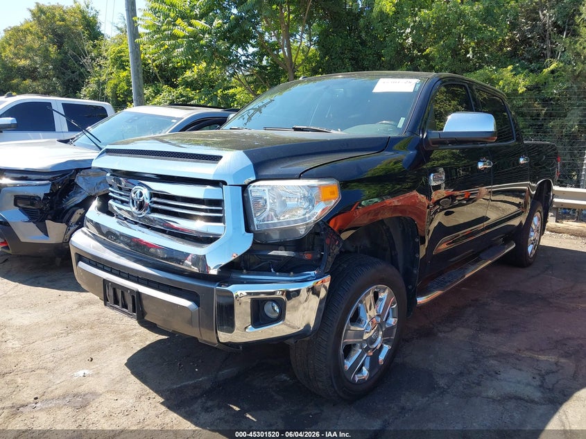 2017 Toyota Tundra VIN 5TFAW5F15HX585077 IAAI salvage auction — RIGHT FRONT, Salvage Title, sold $8,100 on 2026-07-11 (photo 2)