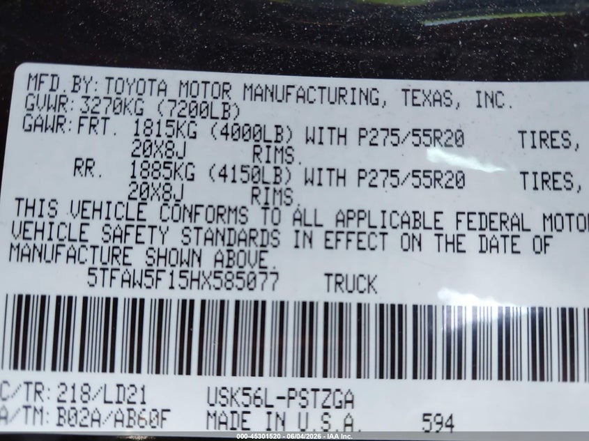 2017 Toyota Tundra VIN 5TFAW5F15HX585077 IAAI salvage auction — RIGHT FRONT, Salvage Title, sold $8,100 on 2026-07-11 (photo 9)