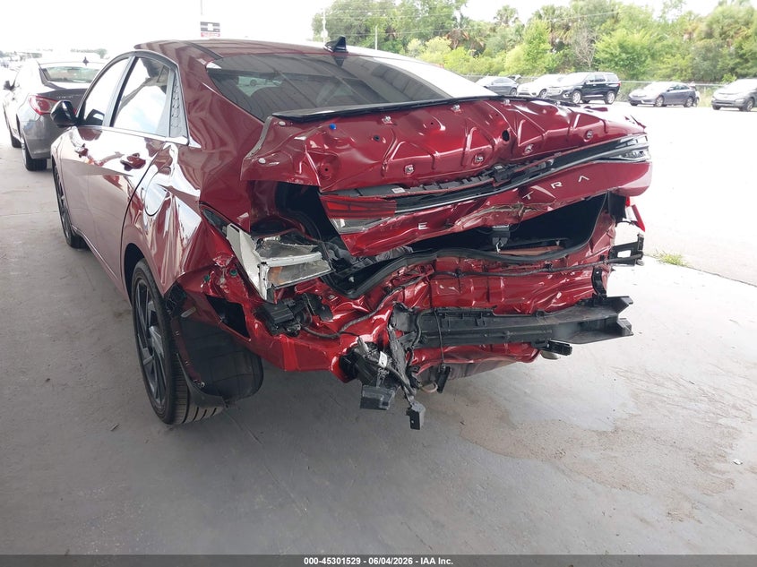2026 Hyundai Elantra VIN KMHLS4DG0TU137180 IAAI salvage auction — REAR END, Salvage Title, sold $5,175 on 2026-07-22 (photo 6)