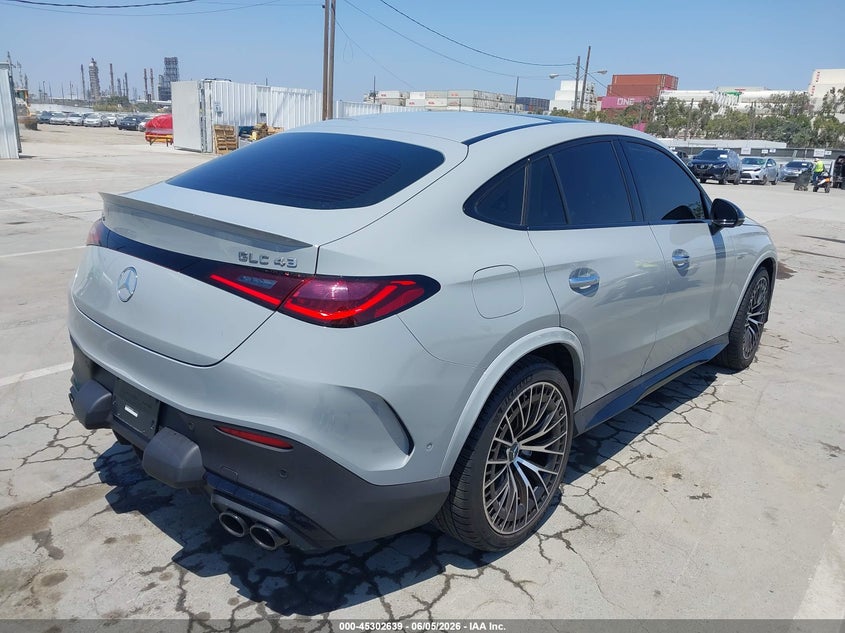 2025 Mercedes-benz VIN W1NKJ8HB1SF365306 IAAI salvage auction — LEFT FRONT, Salvage Title, sold $47,150 on 2026-07-08 (photo 4)