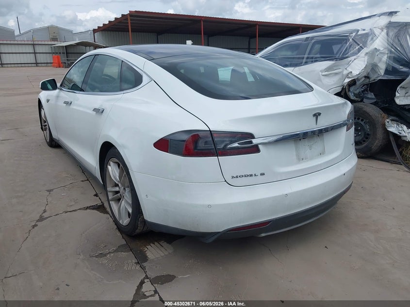 2015 Tesla Model s VIN 5YJSA1E12FF110670 IAAI salvage auction — FRONT END, Salvage Title, sold $4,500 on 2026-07-07 (photo 3)