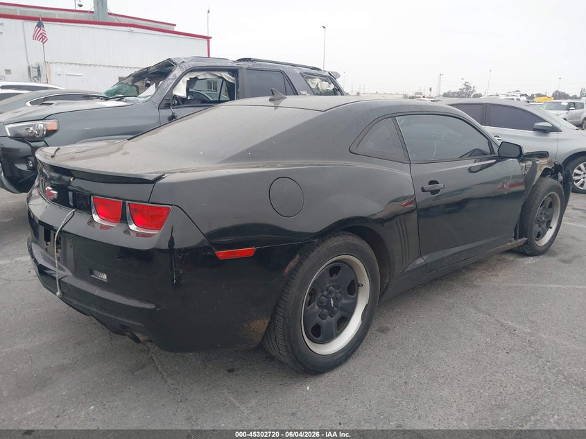 2012 Chevrolet Camaro VIN 2G1FE1E39C9196186 IAAI salvage auction — RIGHT SIDE, Salvage Title, sold $900 on 2026-07-09 (photo 4)