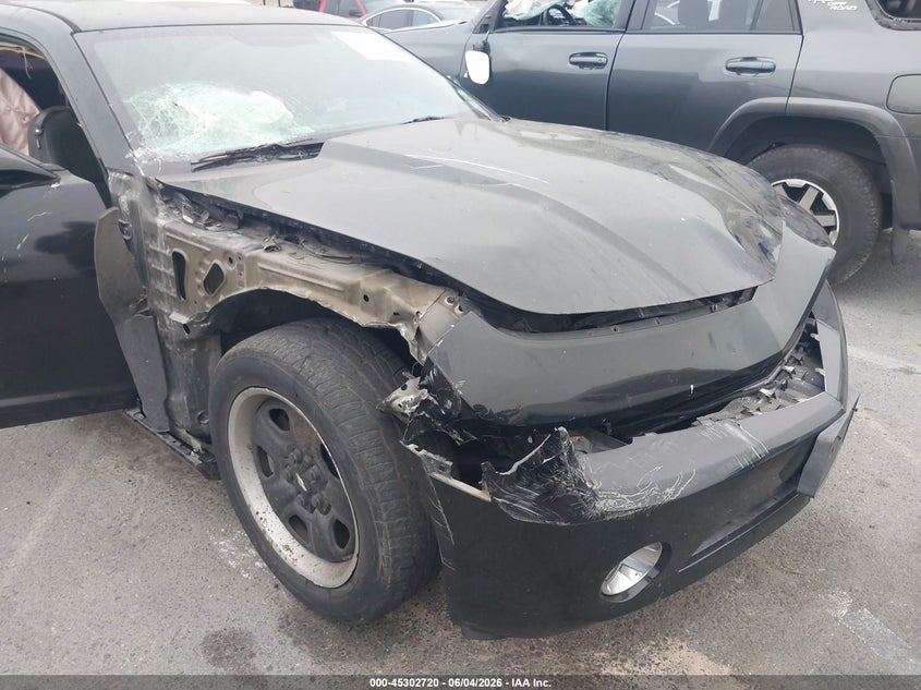 2012 Chevrolet Camaro VIN 2G1FE1E39C9196186 IAAI salvage auction — RIGHT SIDE, Salvage Title, sold $900 on 2026-07-09 (photo 6)