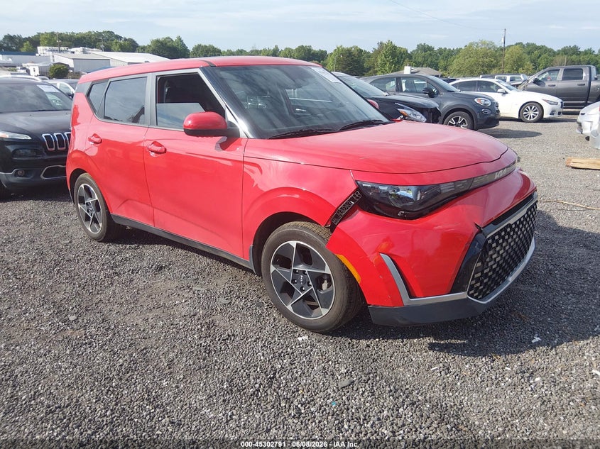 2024 Kia Soul VIN KNDJ33AUXR7231166 IAAI salvage auction — LEFT SIDE, Salvage (South Carolina), sold $4,750 on 2026-07-28 (photo 1)