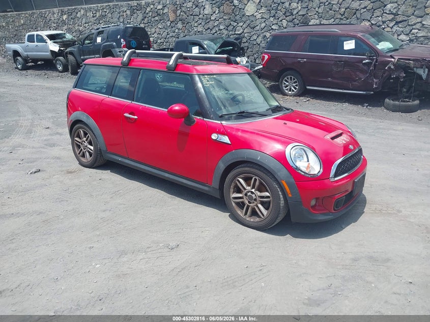 2011 Mini Clubman VIN WMWZG3C56BTY35837 IAAI salvage auction — UNDERCARRIAGE, Salvage (Hawaii), sold $25 on 2026-07-28 (photo 1)
