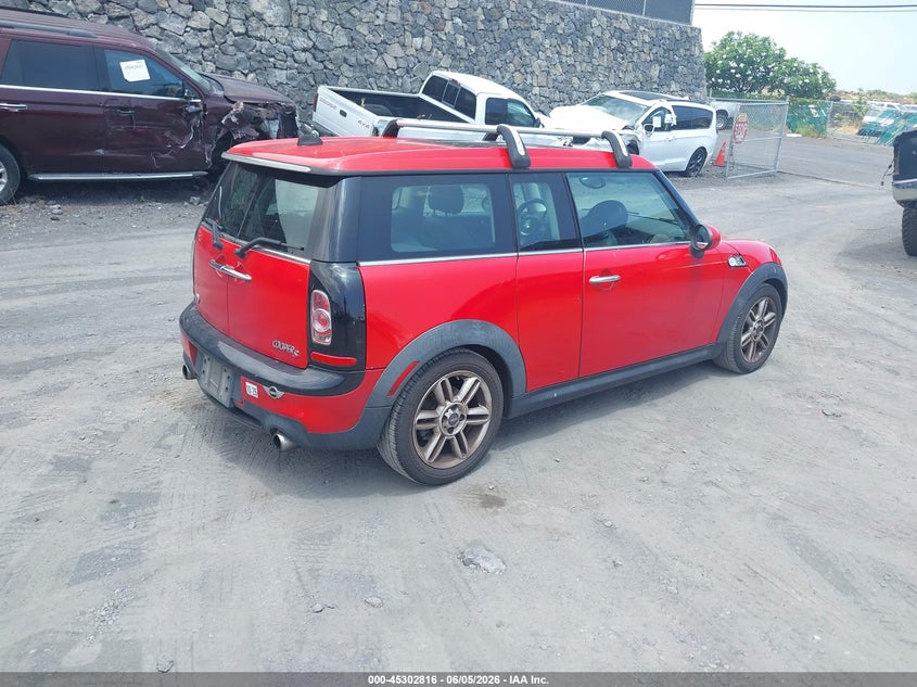 2011 Mini Clubman VIN WMWZG3C56BTY35837 IAAI salvage auction — UNDERCARRIAGE, Salvage (Hawaii), sold $25 on 2026-07-28 (photo 4)