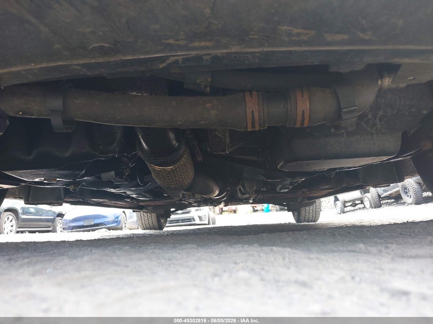 2011 Mini Clubman VIN WMWZG3C56BTY35837 IAAI salvage auction — UNDERCARRIAGE, Salvage (Hawaii), sold $25 on 2026-07-28 (photo 6)