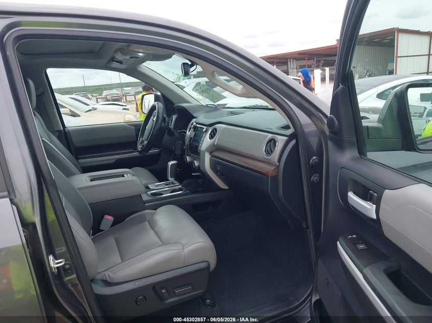 2021 Toyota Tundra VIN 5TFHY5F15MX968729 IAAI salvage auction — FRONT & REAR, Salvage Title, sold $21,000 on 2026-07-16 (photo 5)